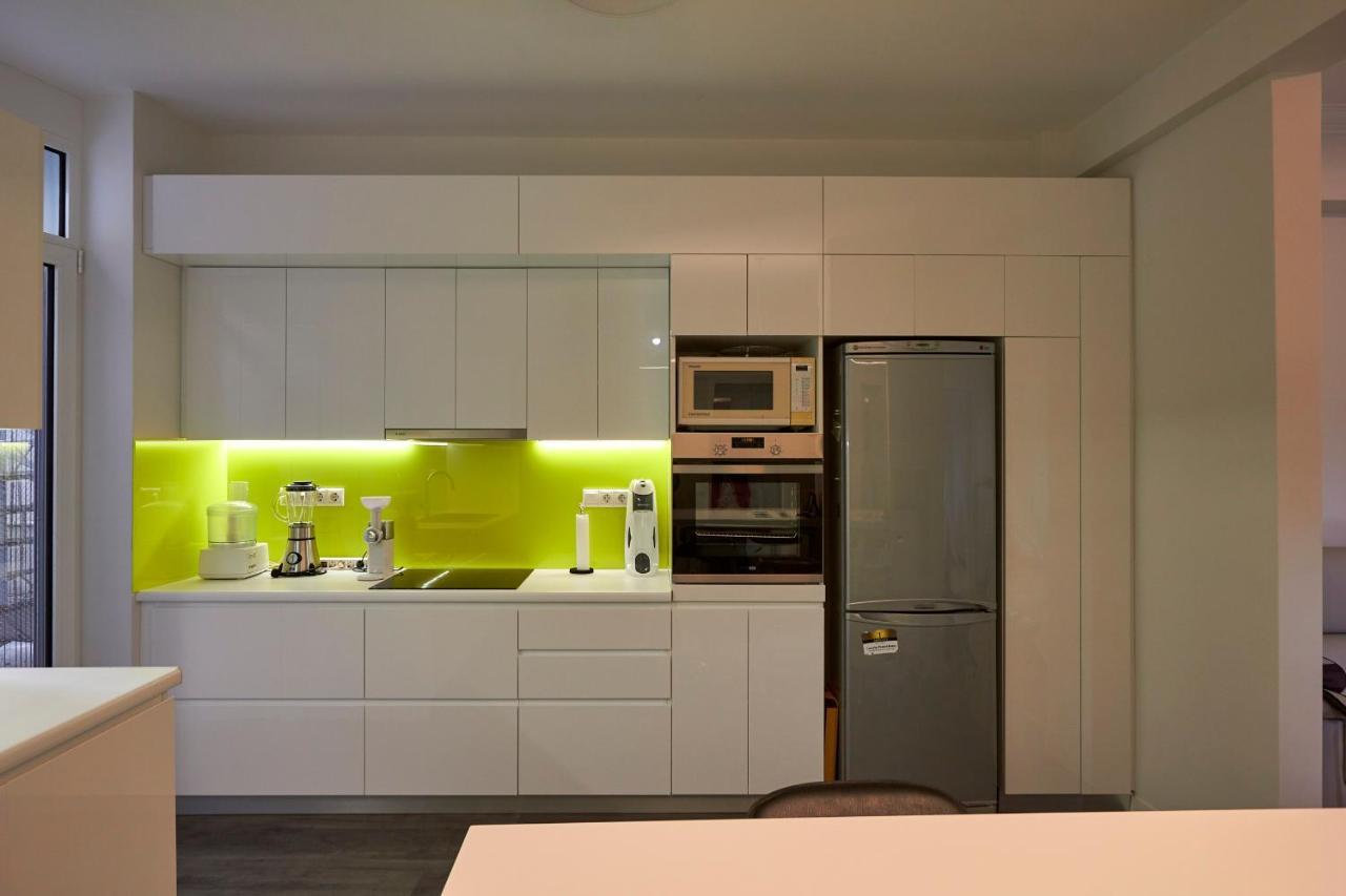 Fully Renovated, Family-Friendly Apartment, Next To A Huge Green Park, In Athens Center Екстериор снимка