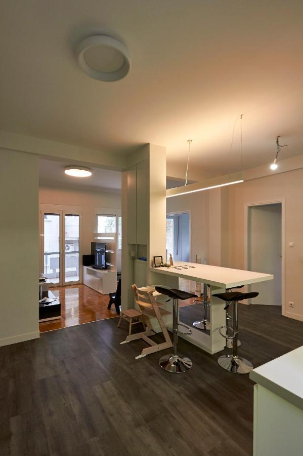 Fully Renovated, Family-Friendly Apartment, Next To A Huge Green Park, In Athens Center Екстериор снимка