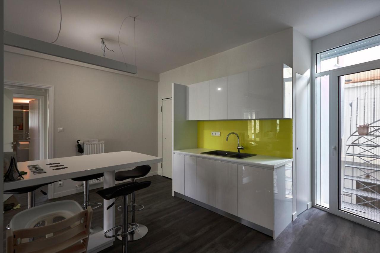 Fully Renovated, Family-Friendly Apartment, Next To A Huge Green Park, In Athens Center Екстериор снимка