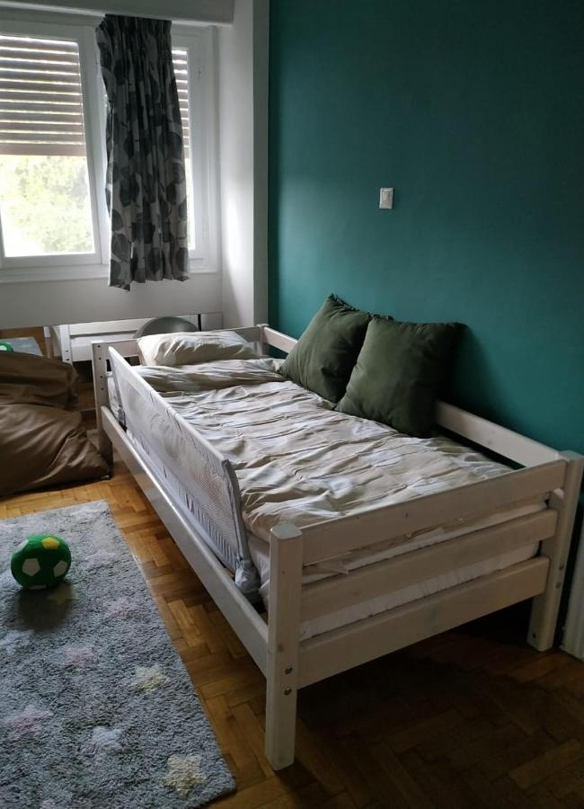 Fully Renovated, Family-Friendly Apartment, Next To A Huge Green Park, In Athens Center Екстериор снимка